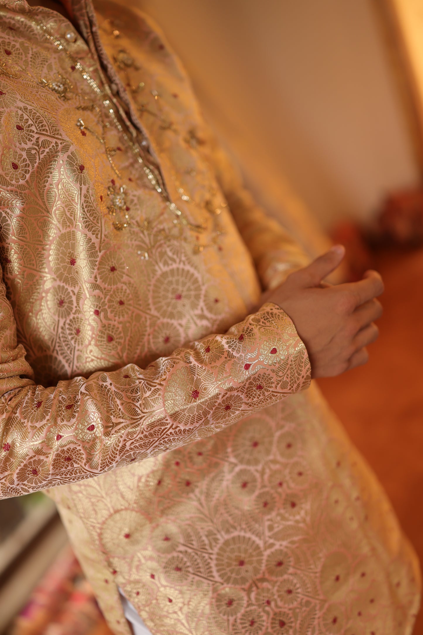 Banarsi Baithak Short Peach Kurta