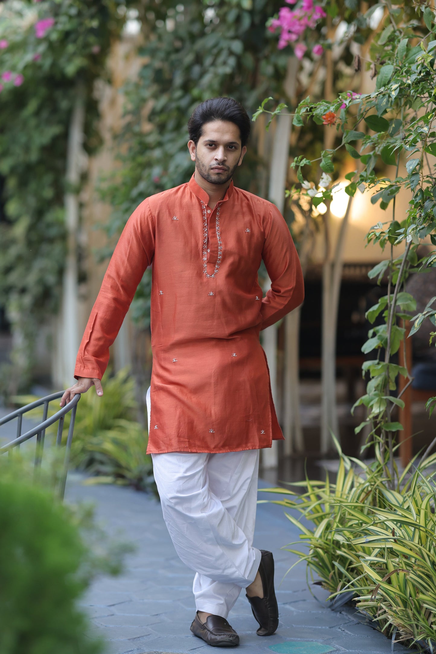 Kesariya Kurta