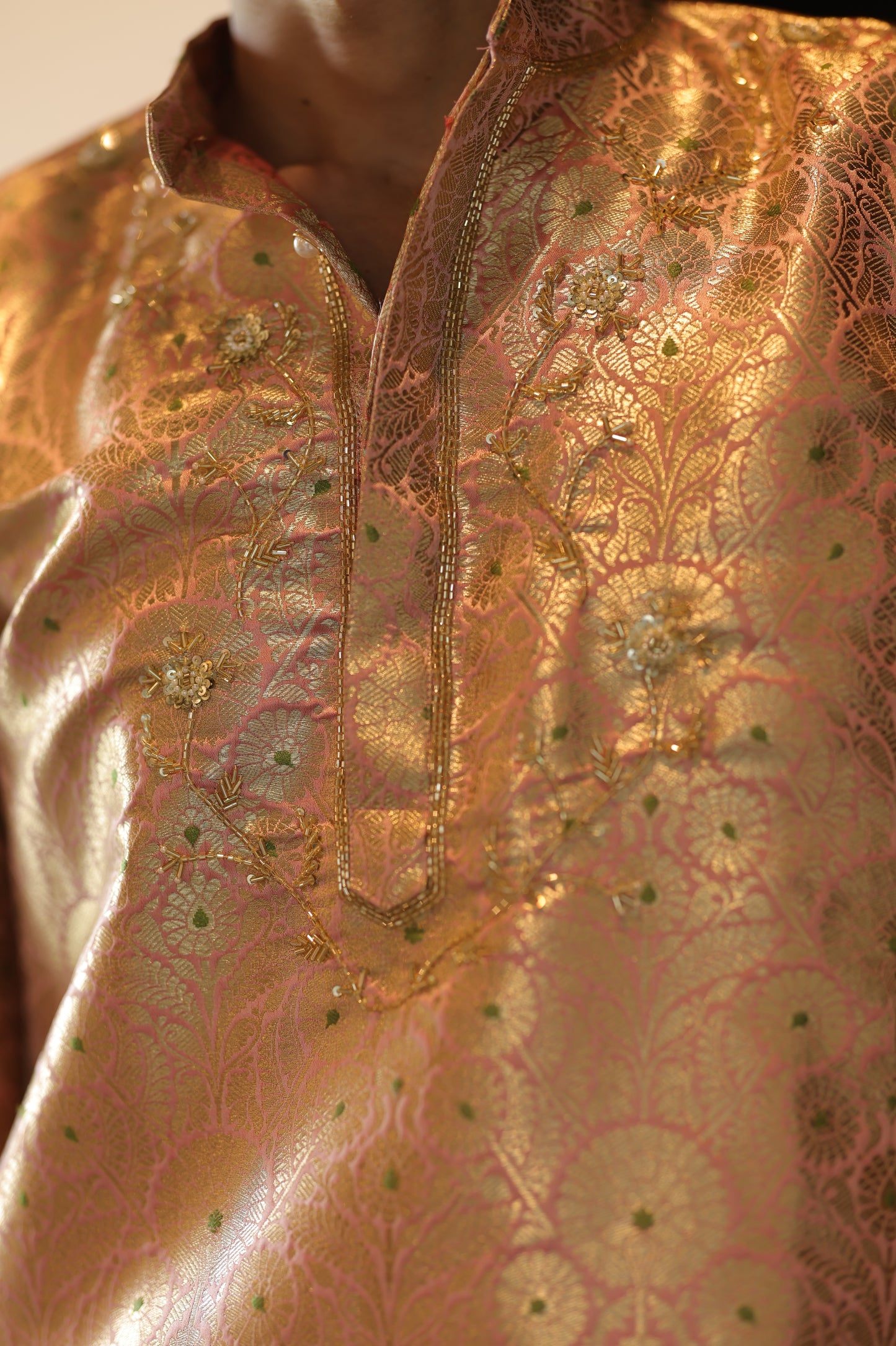Banarsi Baithak Short Pink Kurta