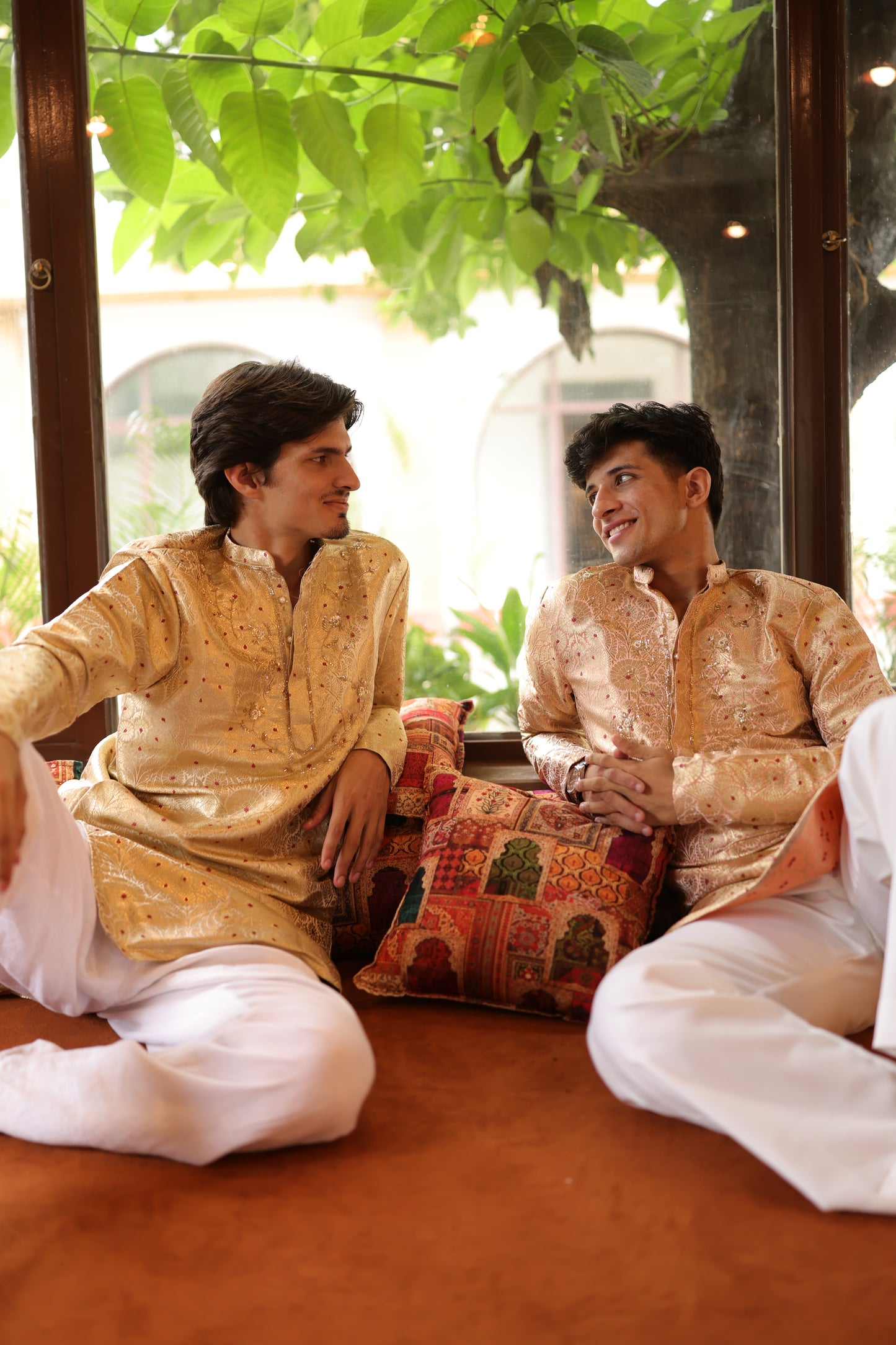Banarsi Baithak Short Ivory Kurta