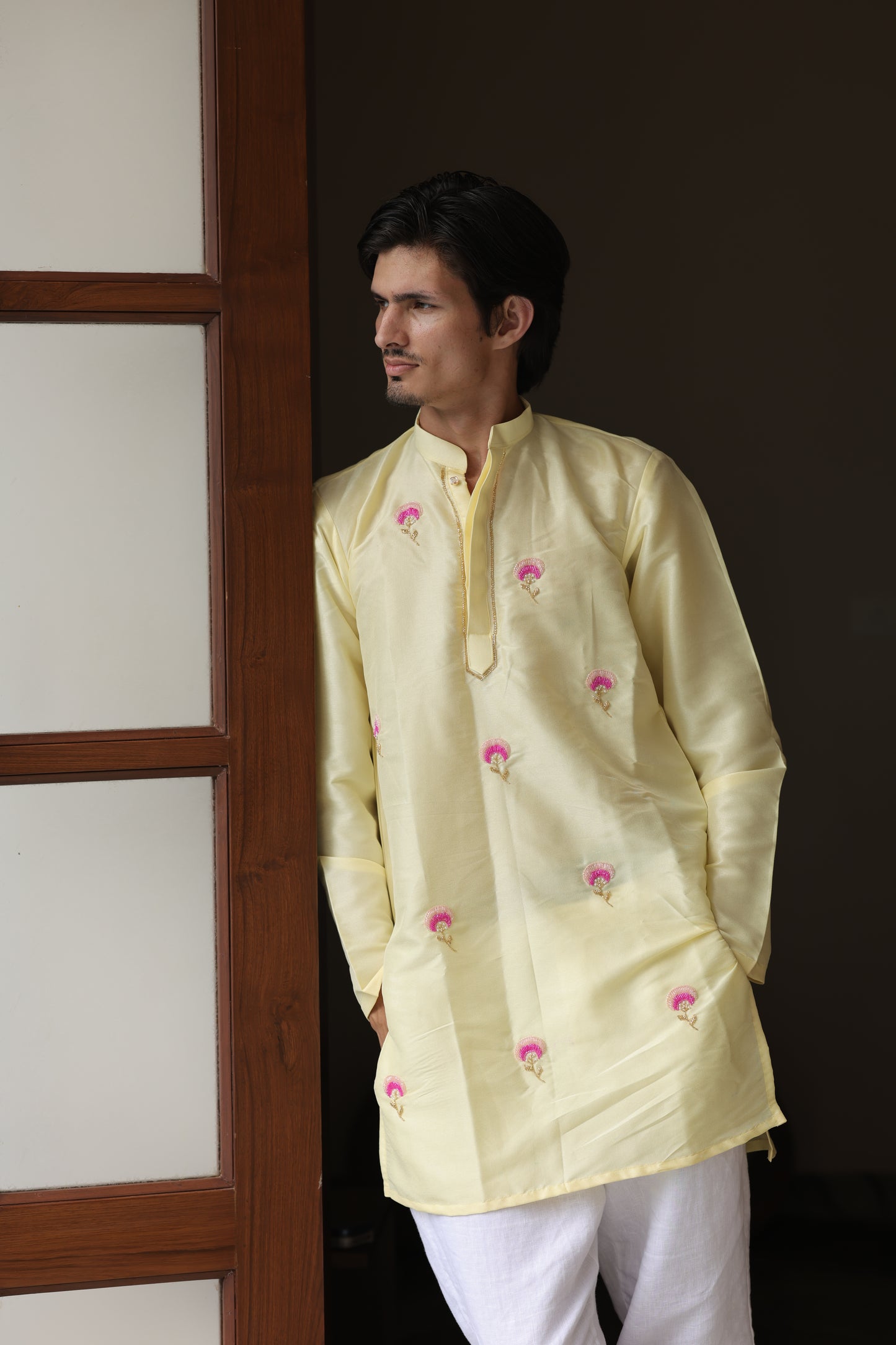 Butter Gulab Booti Kurta