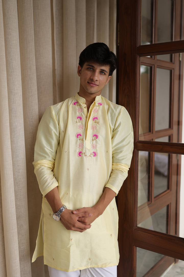 Butter Gulab Kurta