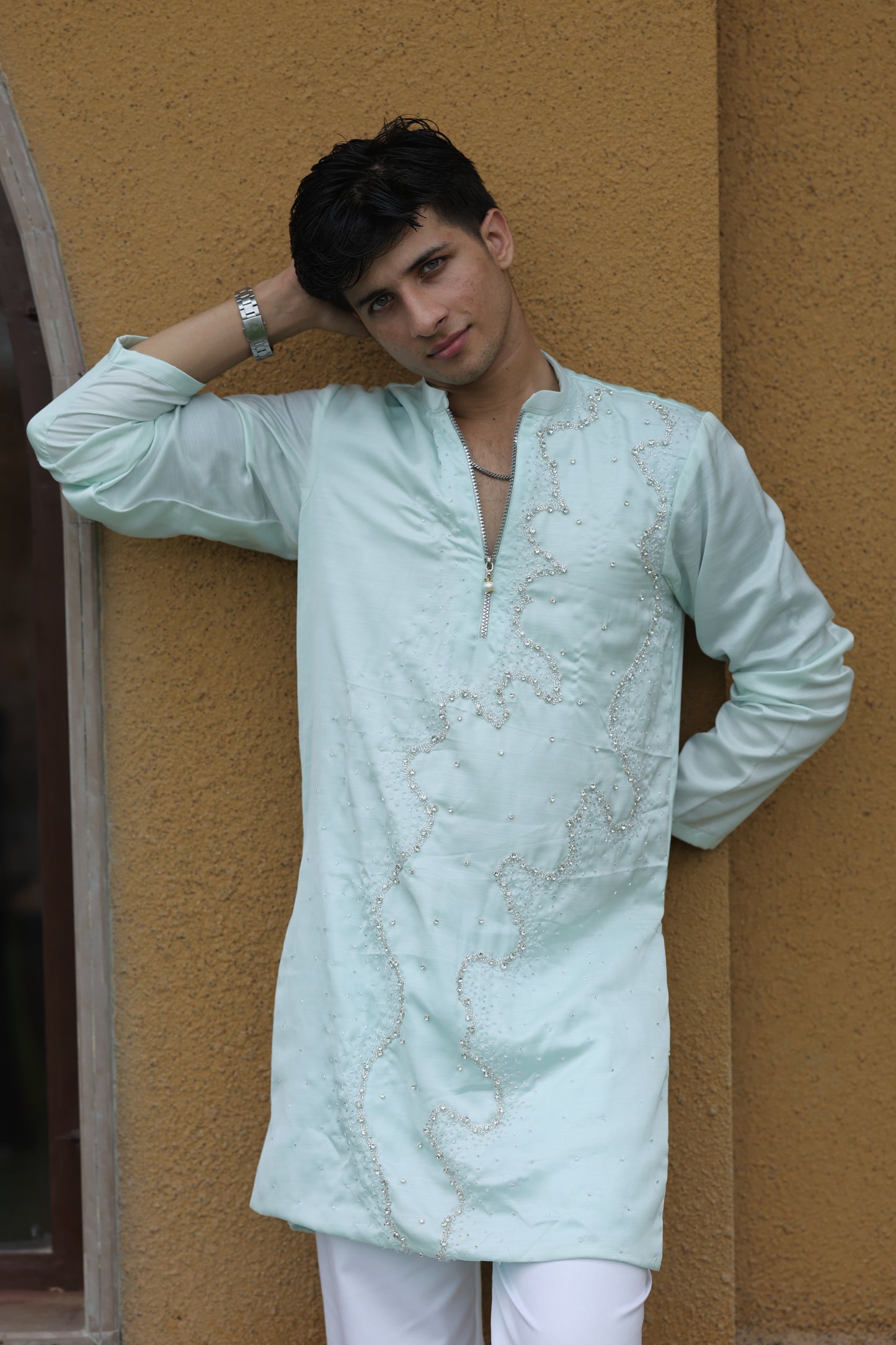 Ambar Swaroski Kurta